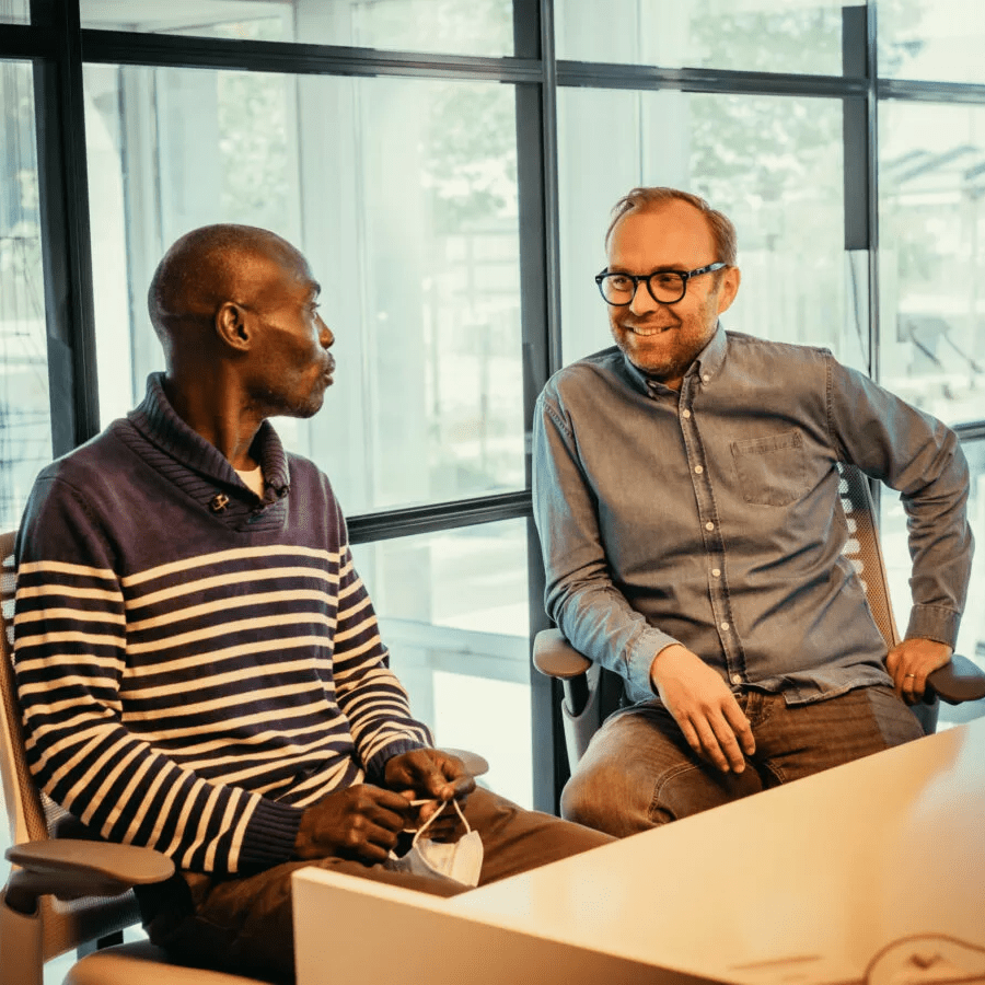 La nuit, changez vos bureaux en logis